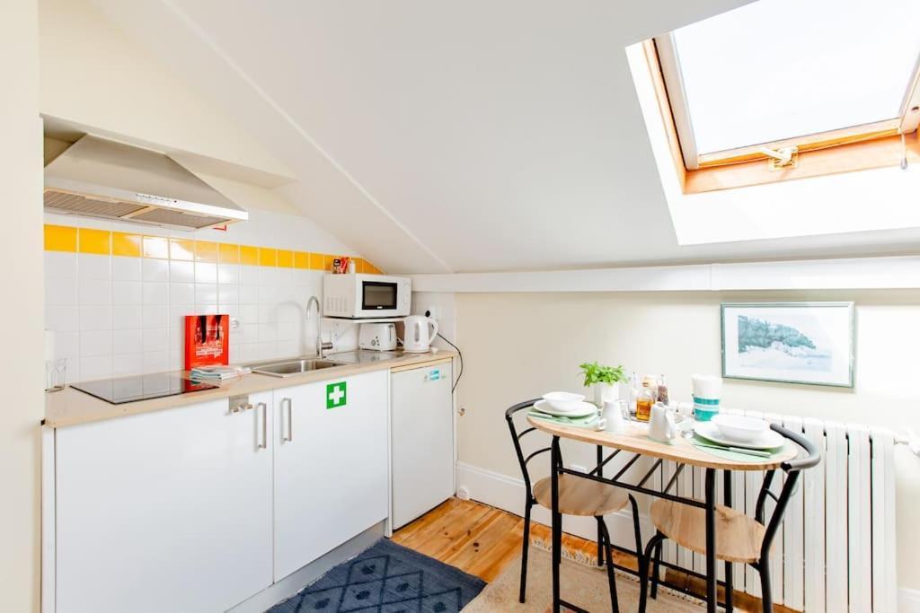 Sky Accommodations Barcelona Studio โกอิมบรา ภายนอก รูปภาพ